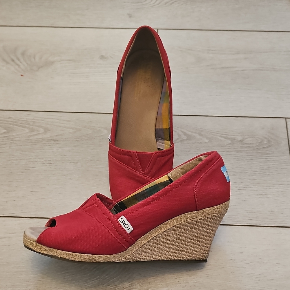 Toms Red Wedge Shoes Womens 9